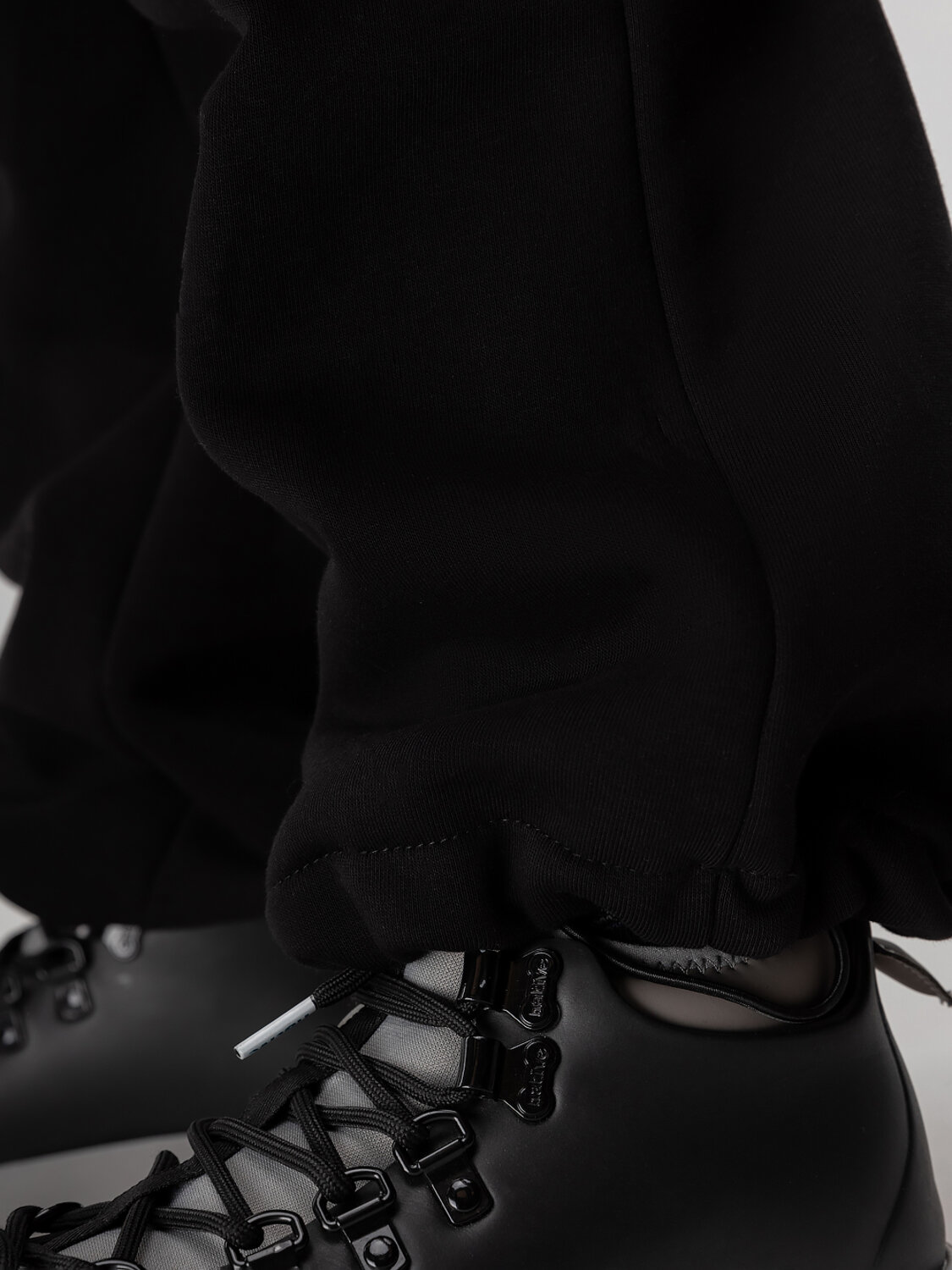 Bodo Брюки 573392 37-83MU черный