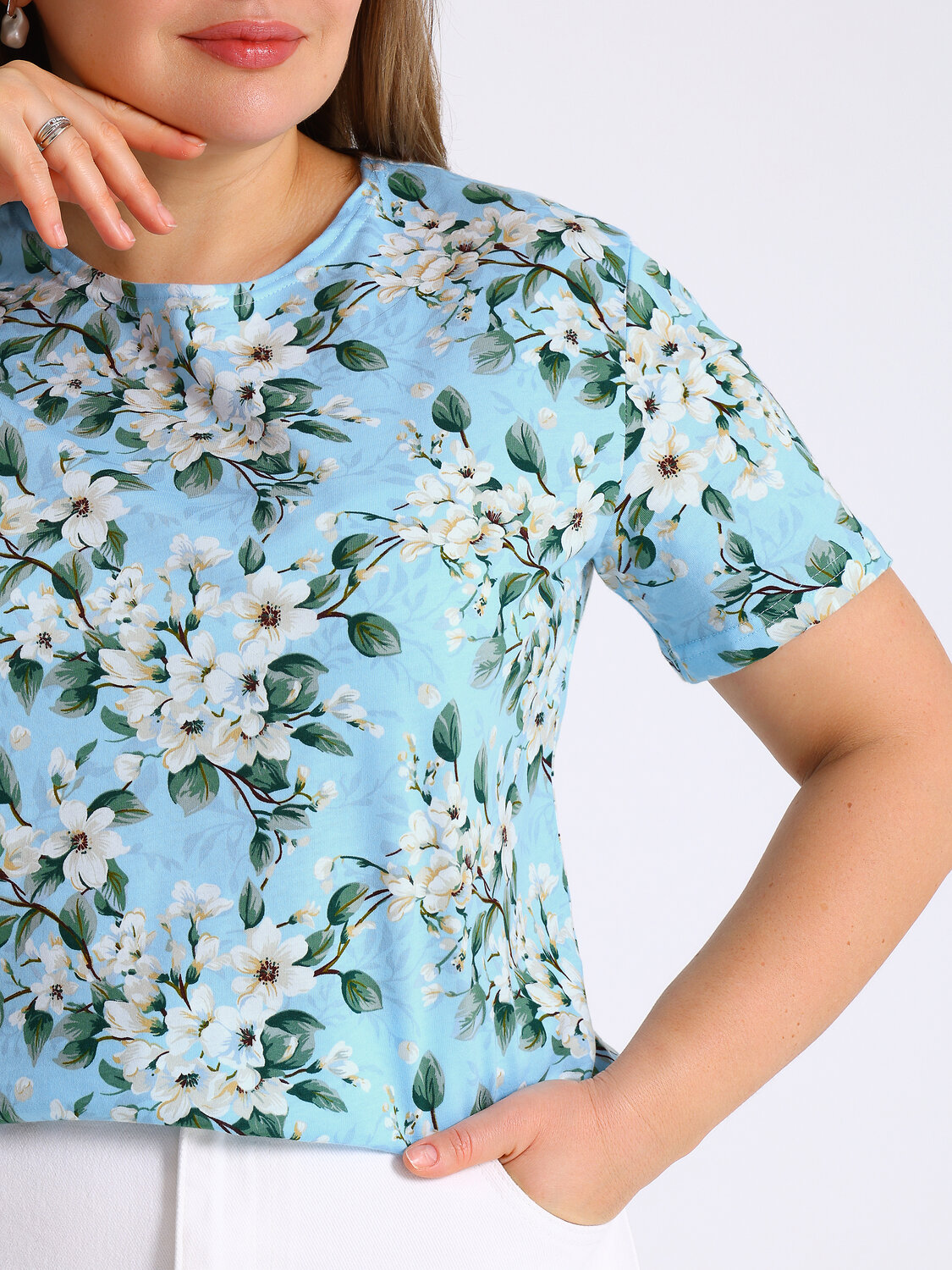 Апрель Футболка 573582 1ЖДФК3305001н яблоневый цвет на светло-голубом