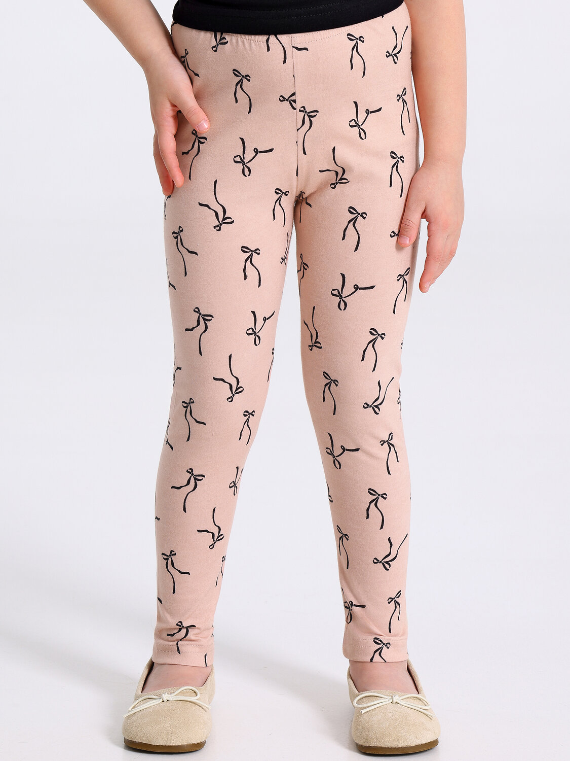 Апрель Комплект 573617 2ДДР5705001н черный+черные бантики на бежевом / Медвежонок