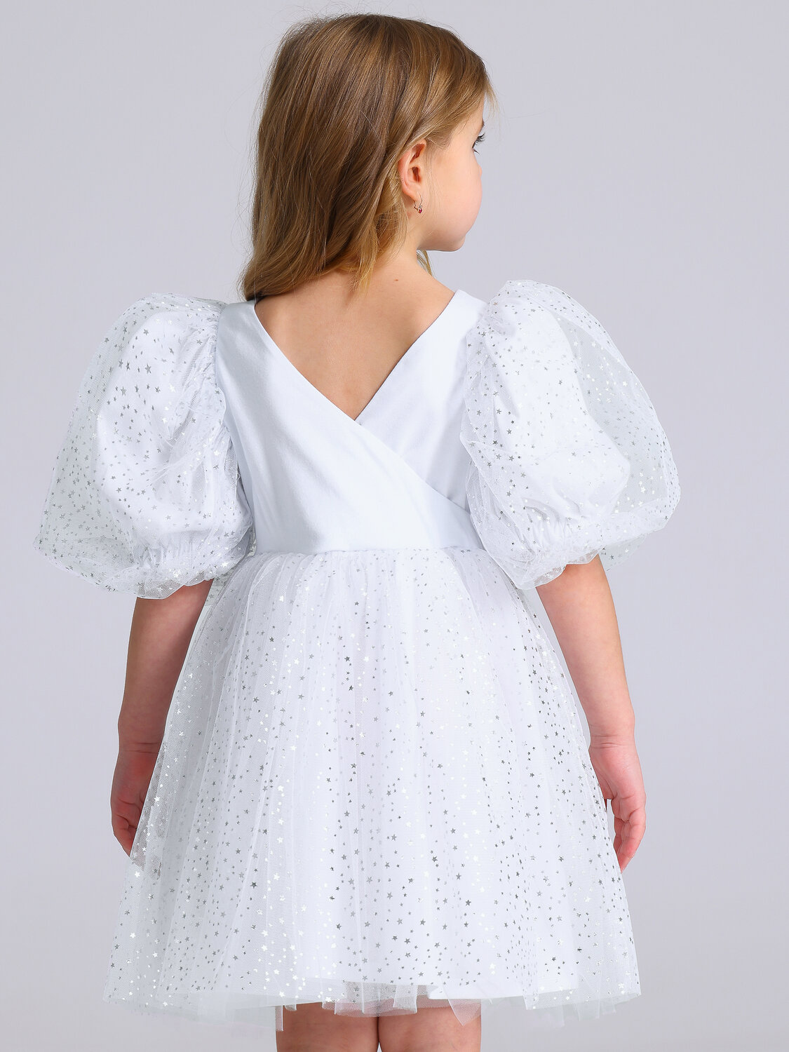 Апрель Платье 573619 1ДПК4595001с белый+серебряные звезды на белом