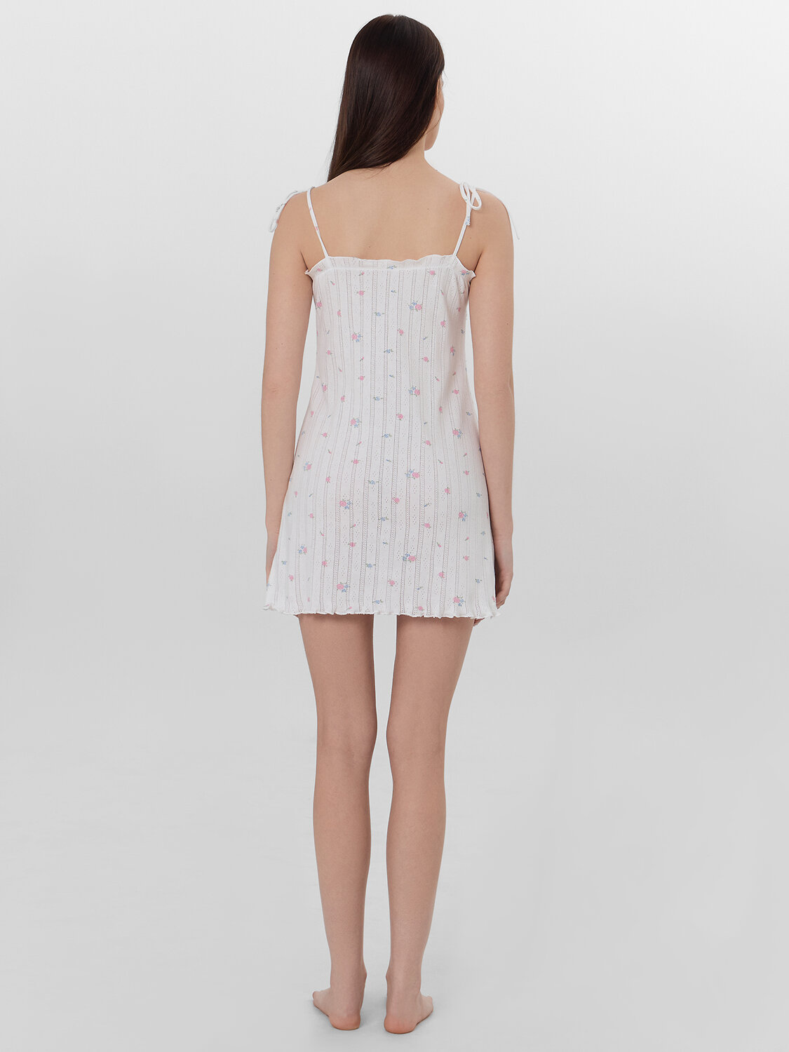 MARK FORMELLE Сорочка 573699 572386 розы на белом