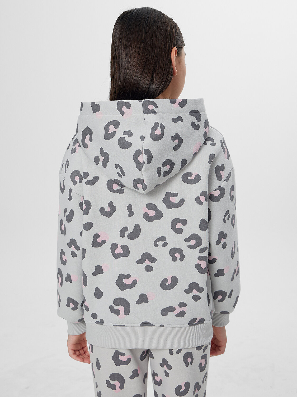 MARK FORMELLE Толстовка 573724 167737/1 леопард на св.сером