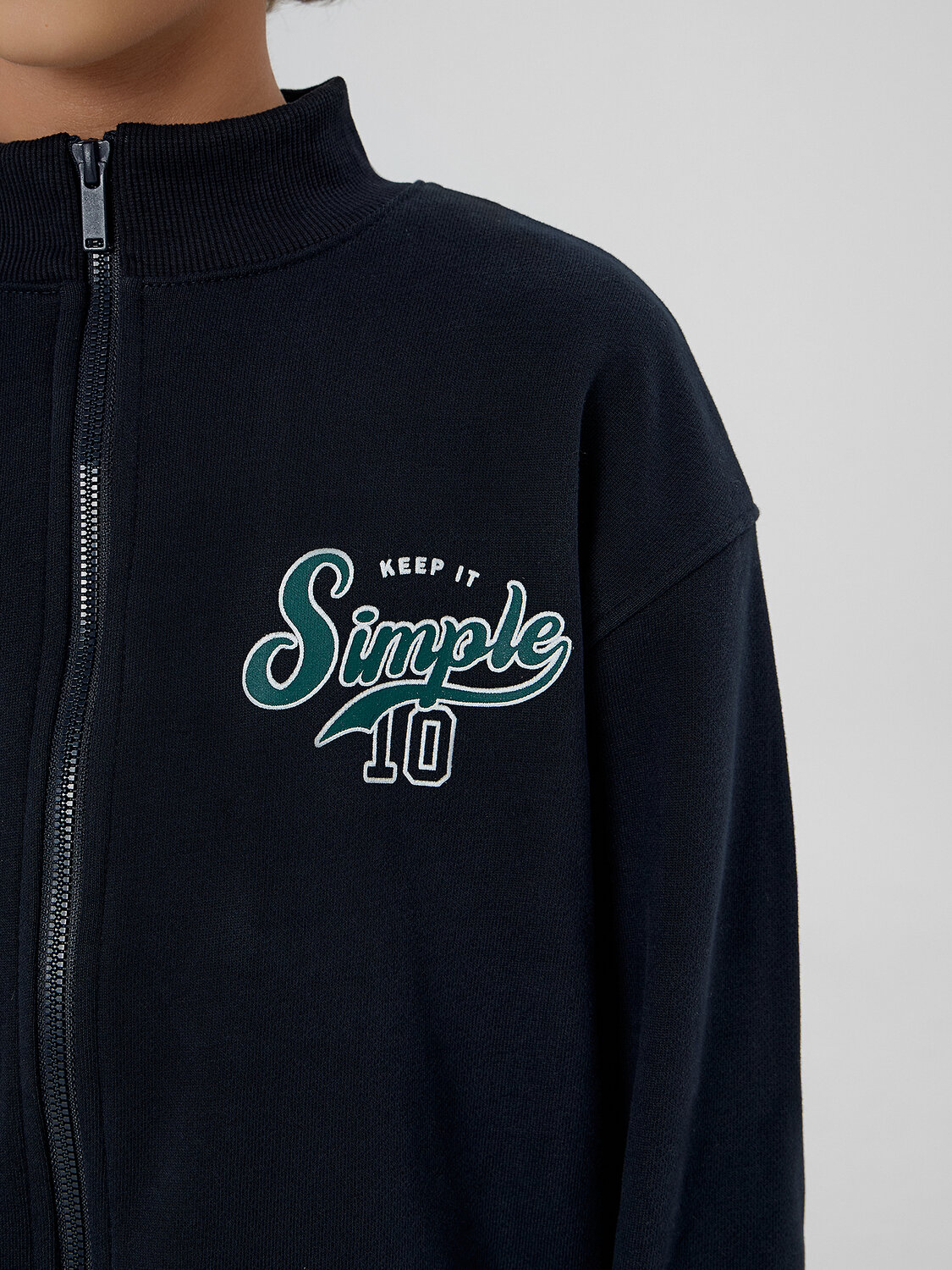 MARK FORMELLE Толстовка 573734 123448 неви +печать