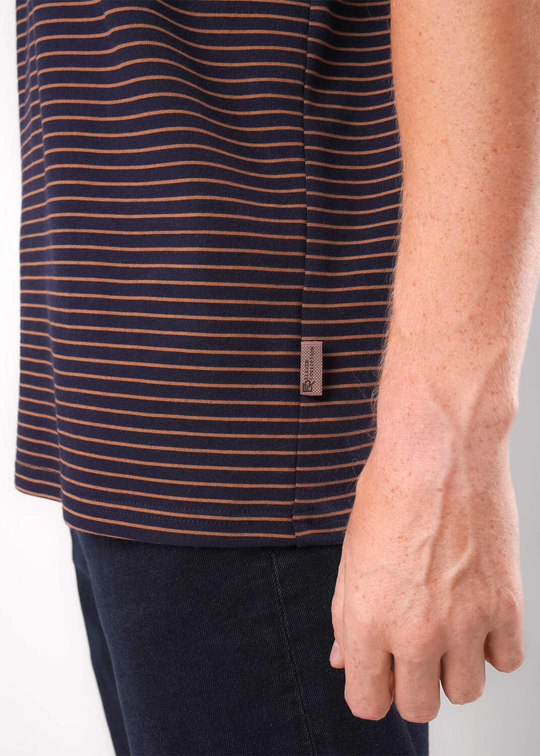 CLEVER Футболка 573839 452301/17кнт т.синий/св.коричневый