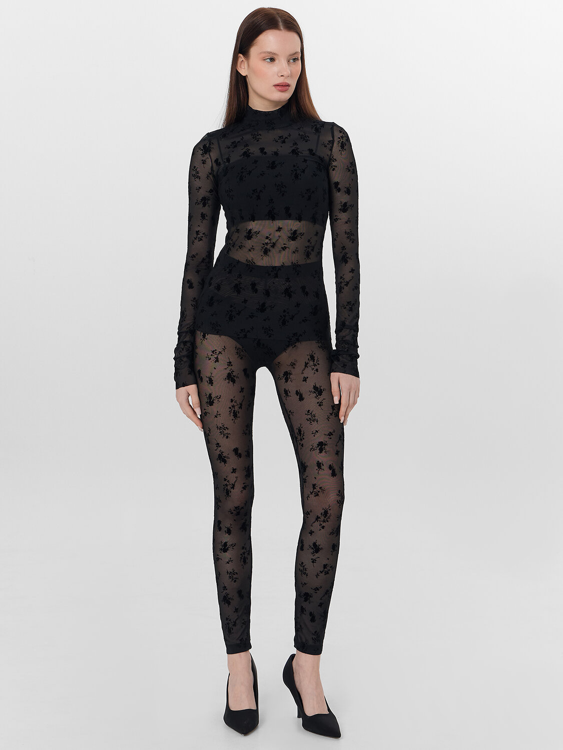 MARK FORMELLE Легинсы 573935 142314 цветы на черном