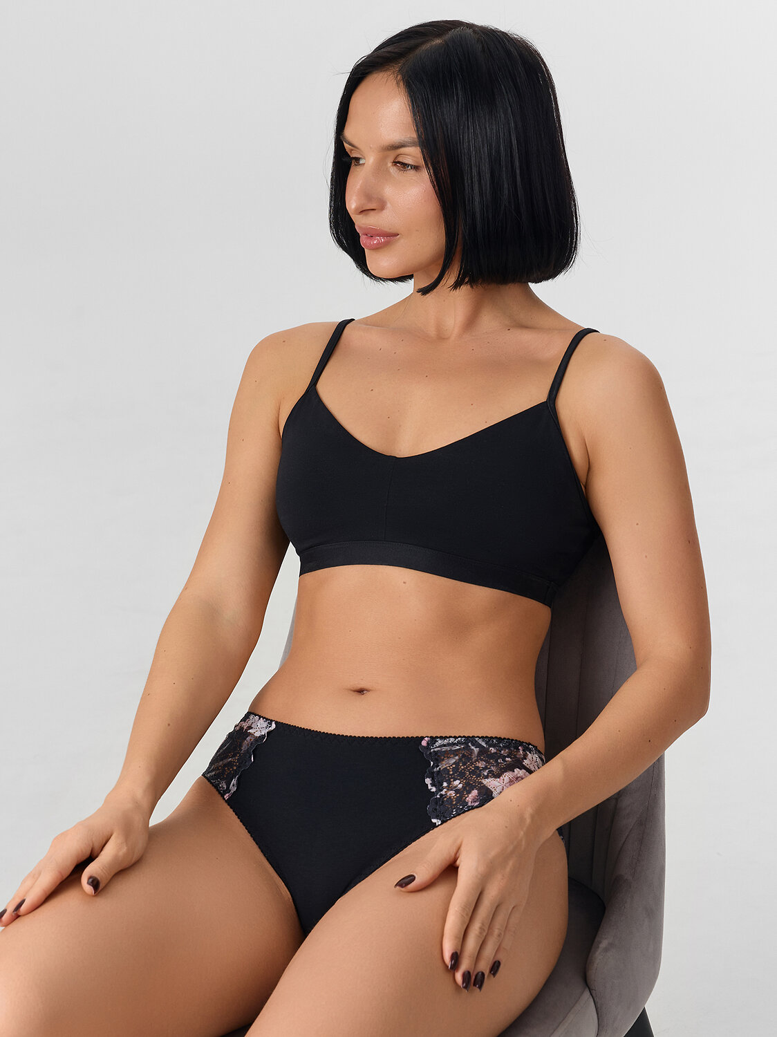 MARK FORMELLE Трусы 573974 412684 цветы на черном