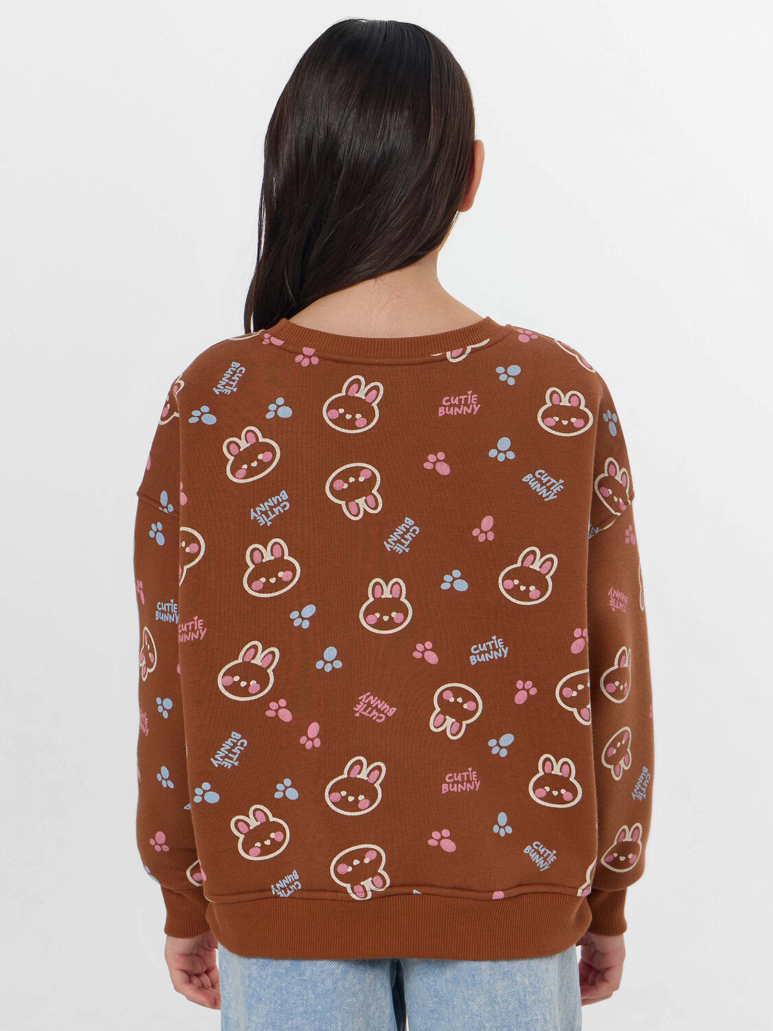 MARK FORMELLE Свитшот 574185 127978 кролики на карамельном