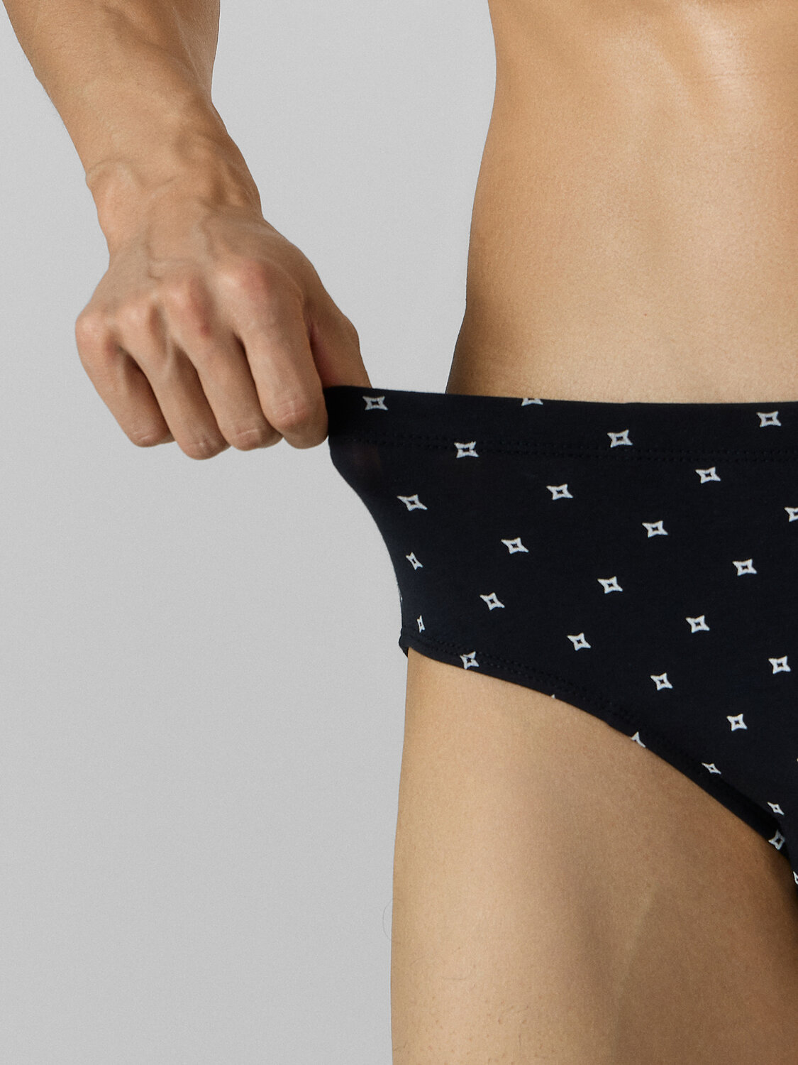 MARK FORMELLE Трусы 574289 411120 квадраты на черном