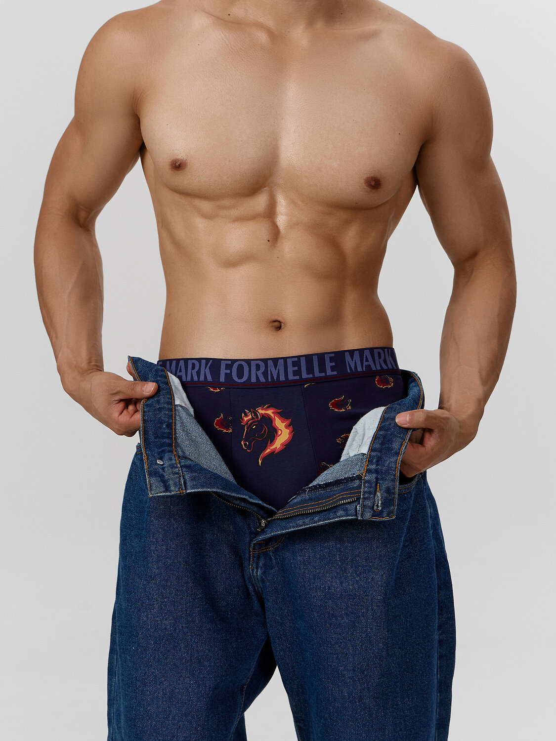MARK FORMELLE Трусы 574302 411228 огненные лошади на т.синем