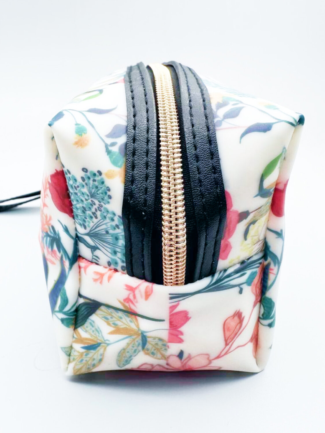 Sunflower Косметичка-пенал женская непромокаемая 1605, разноцветные цветы и травы 574439 21021 