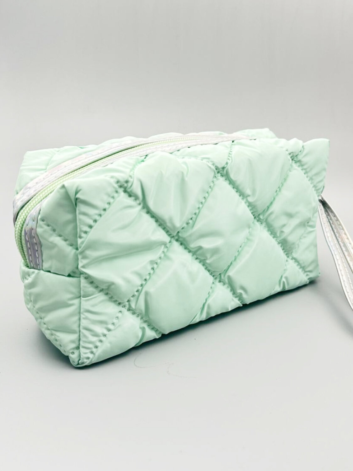 Sunflower Косметичка женская стеганая 1900, мятный 574571 23564 