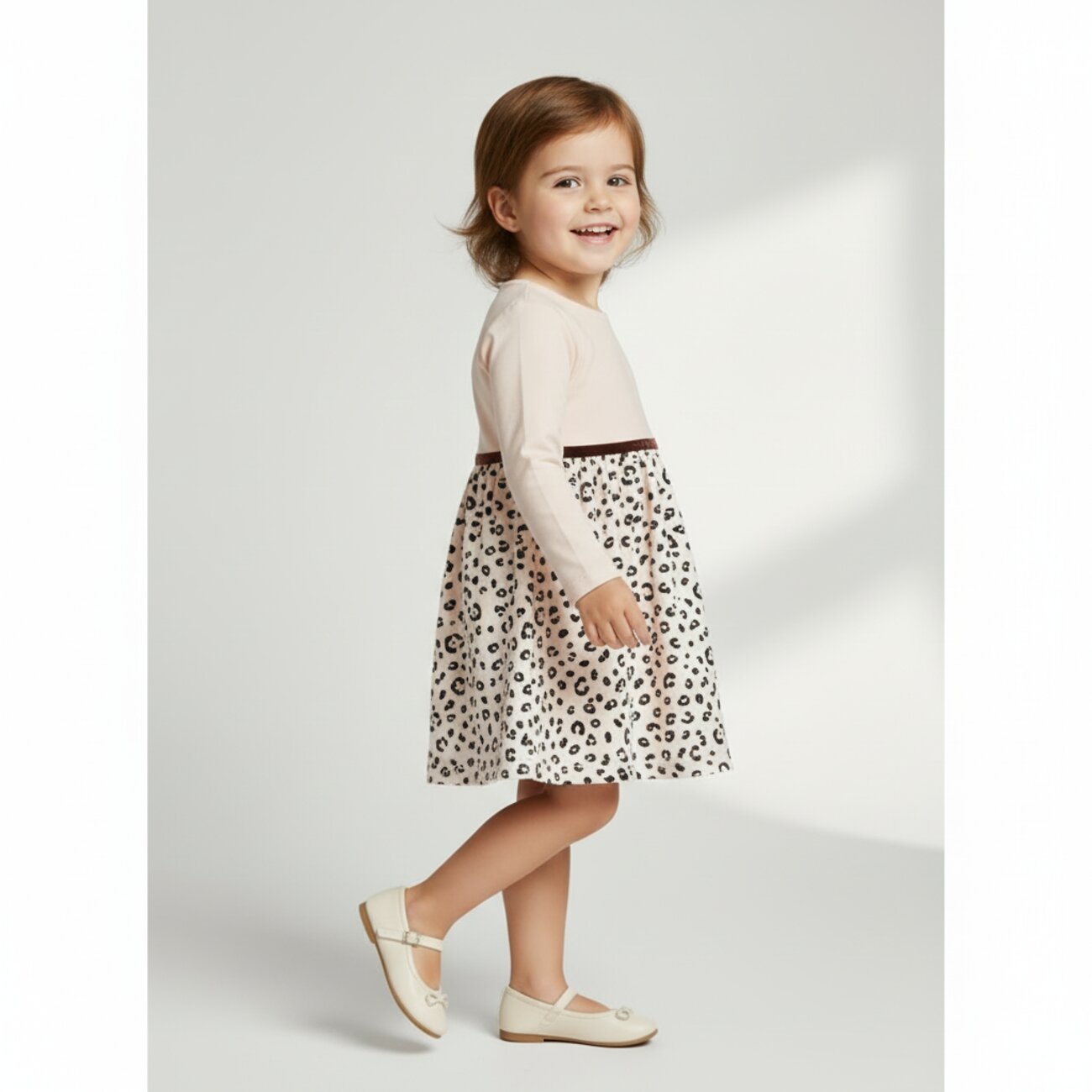 YOULALA Платье 574688 2094200103 бежевый