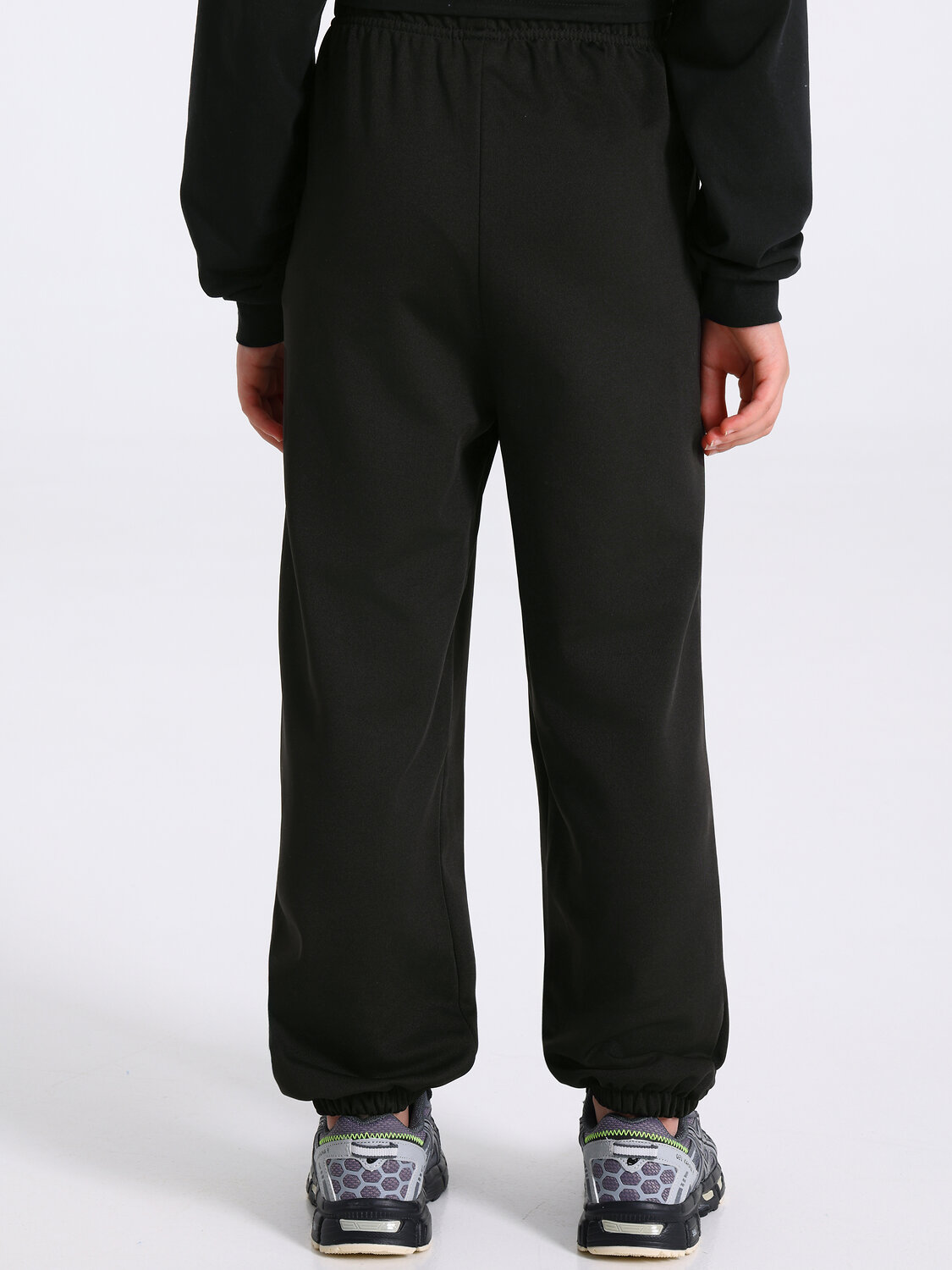 Апрель Брюки 574746 1ПББ5051511 черный