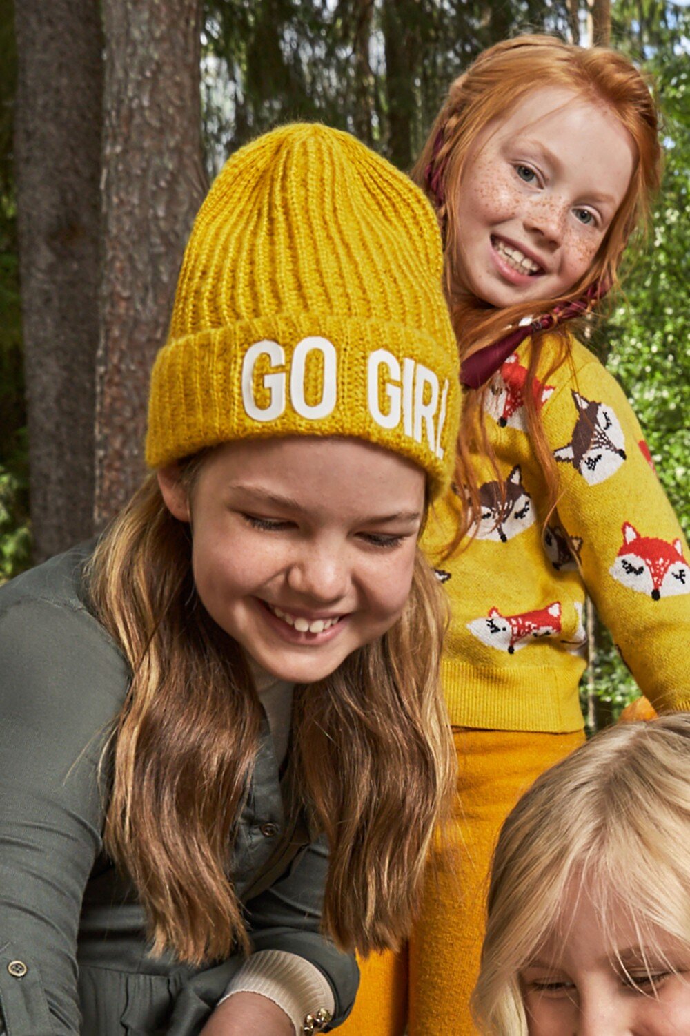 Acoola Шапка 574833 20236400137 желтый