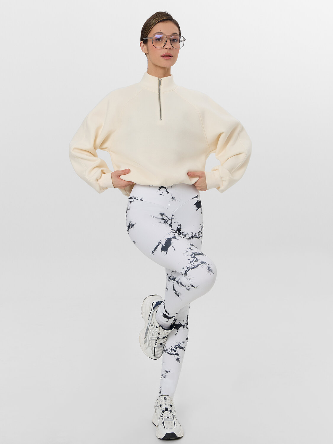 MARK FORMELLE Брюки 574915 342300 тай-дай на белом