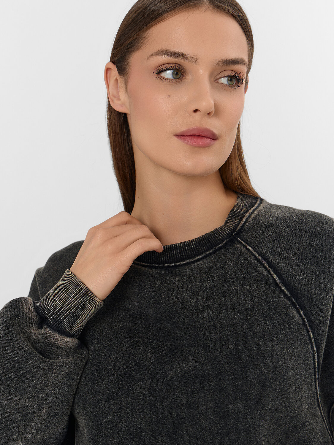 MARK FORMELLE Свитшот 575083 122778/1 ACID WASH черный