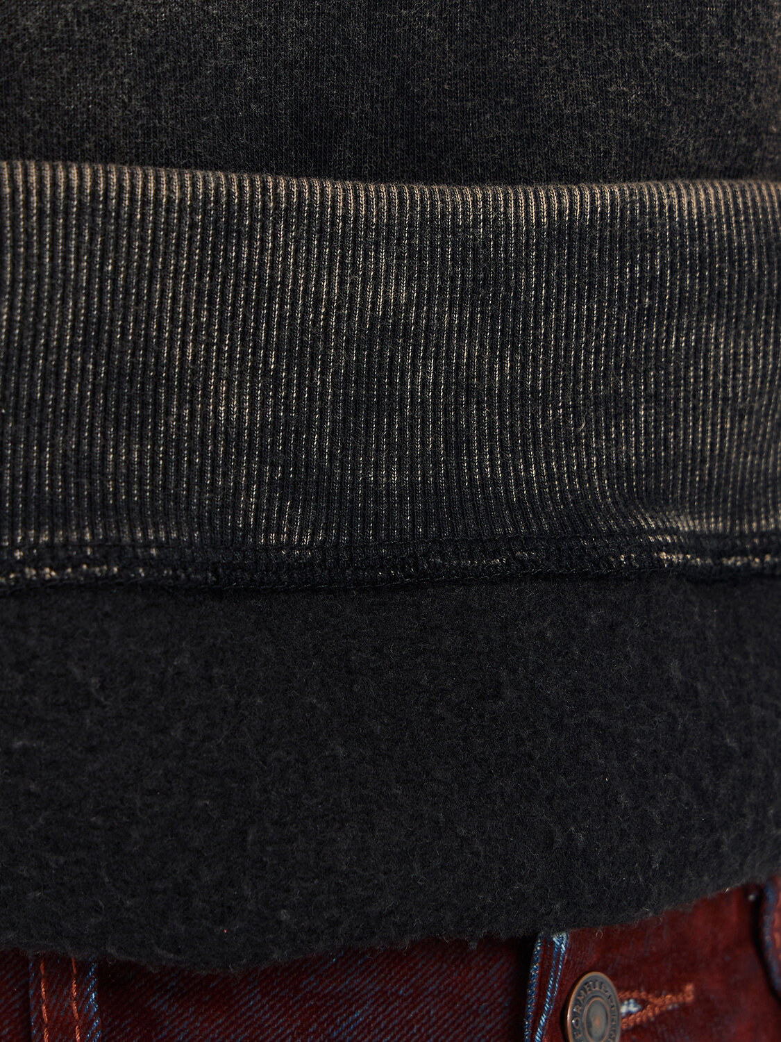 MARK FORMELLE Свитшот 575083 122778/1 ACID WASH черный