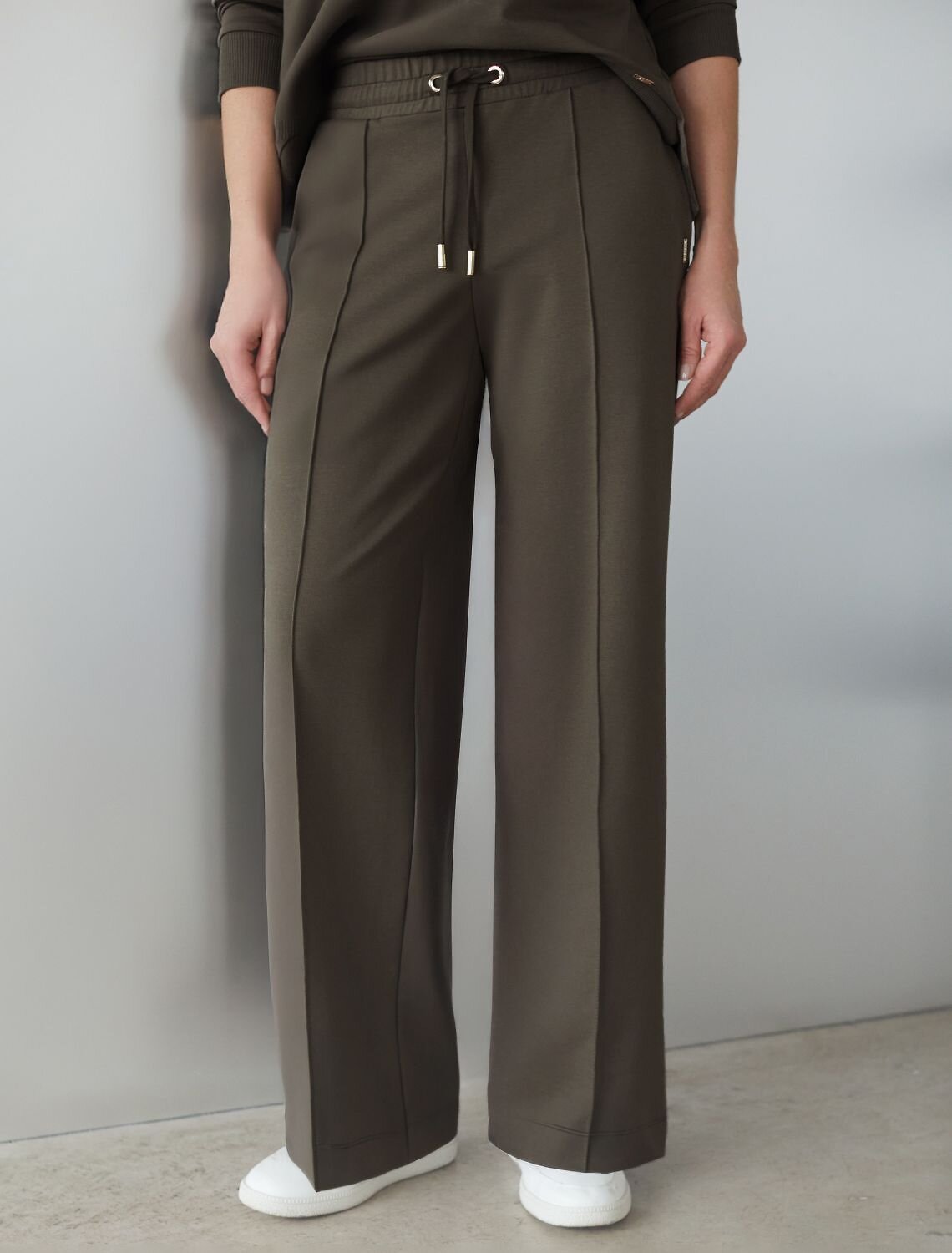 VILATTE Брюки 575101 D44.135 хаки