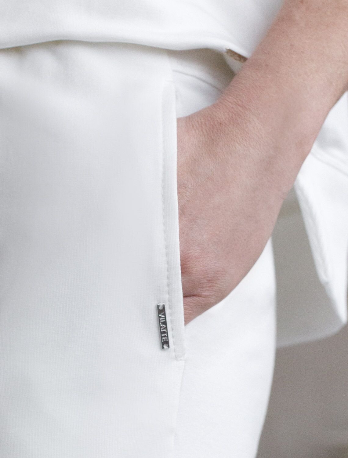 VILATTE Брюки 575110 D44.166 белый