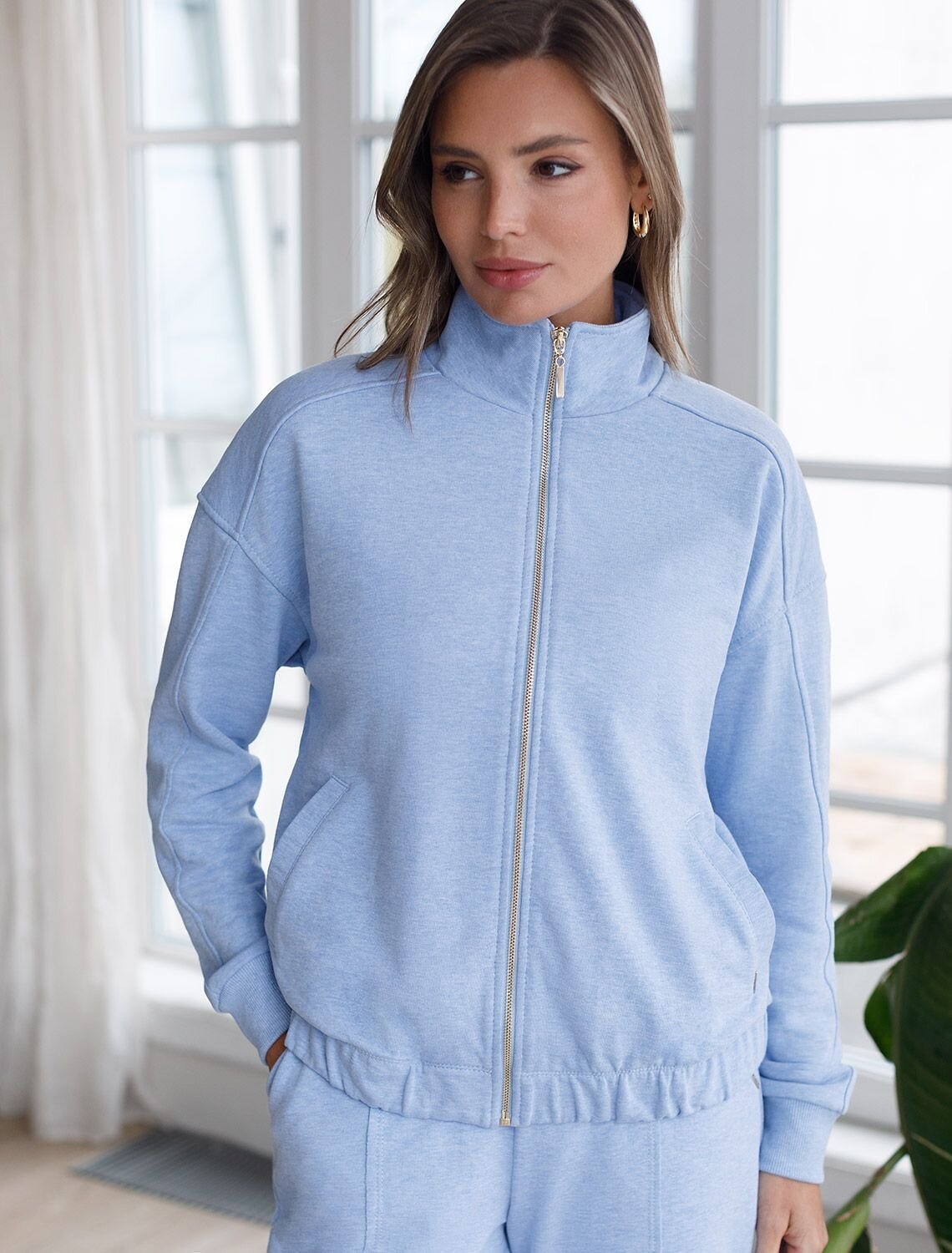 VILATTE Джемпер 575125 D49.141 голубой меланж