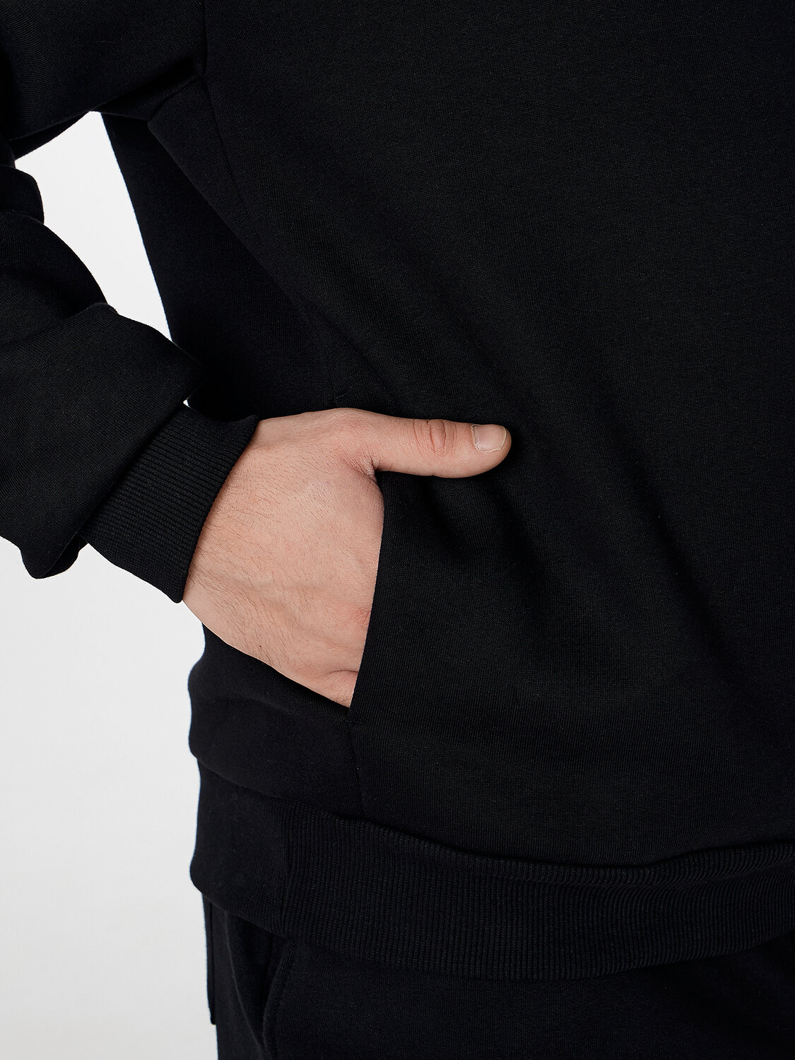 MARK FORMELLE Худи 575142 121794 черный +печать