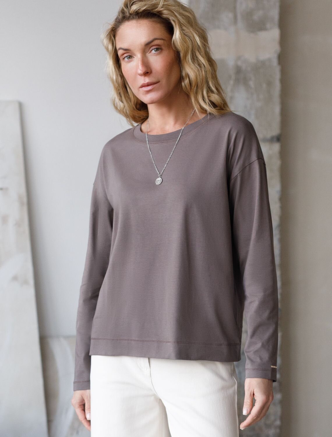 VILATTE Джемпер 575152 D49.147 кофейный