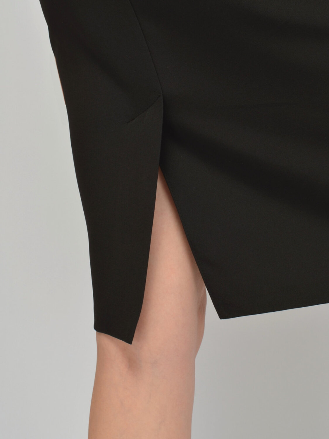 VISERDI Платье 575232 9046-чр 4451640 черный