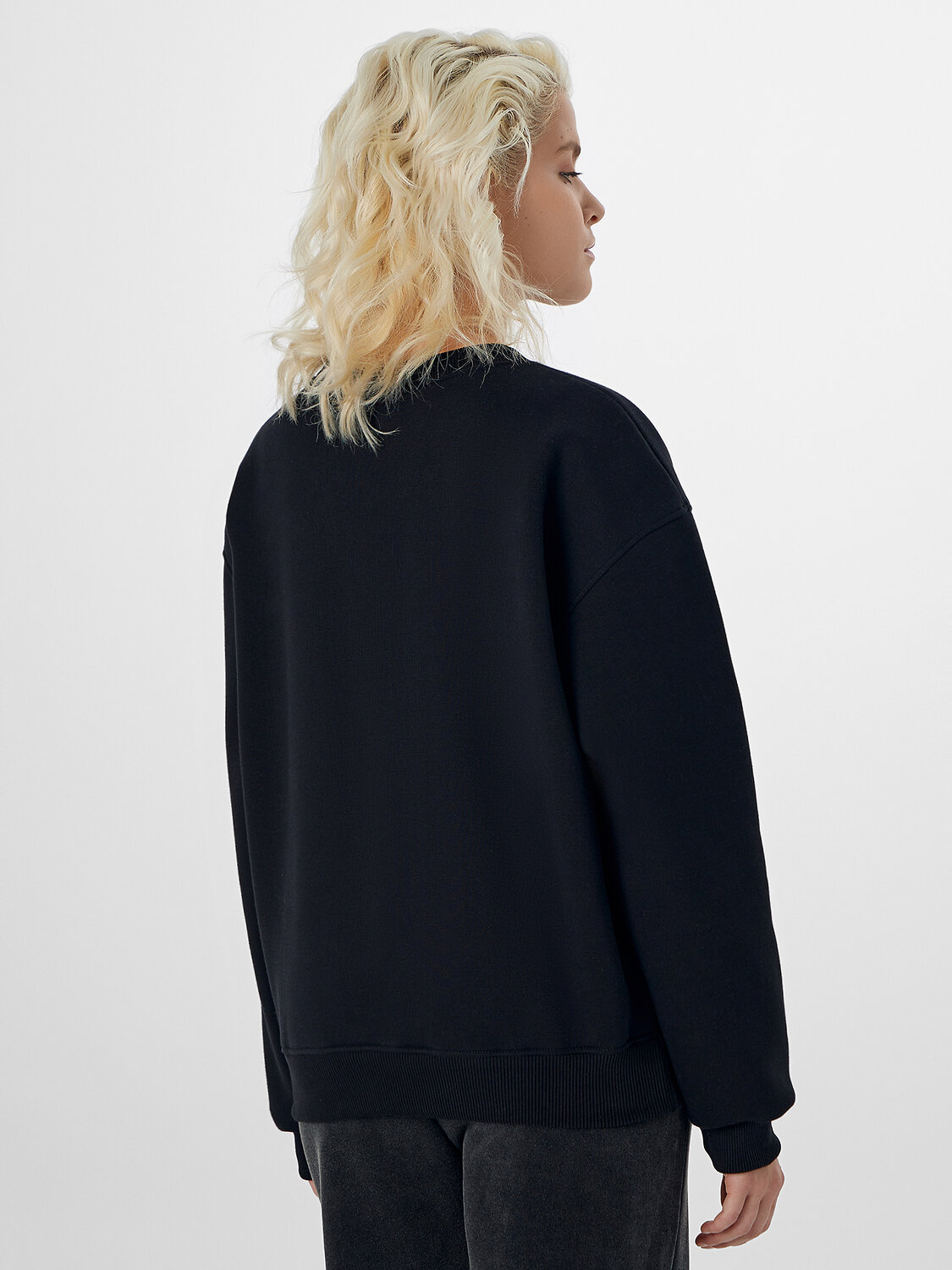 MARK FORMELLE Свитшот 575352 122559 черный +печать