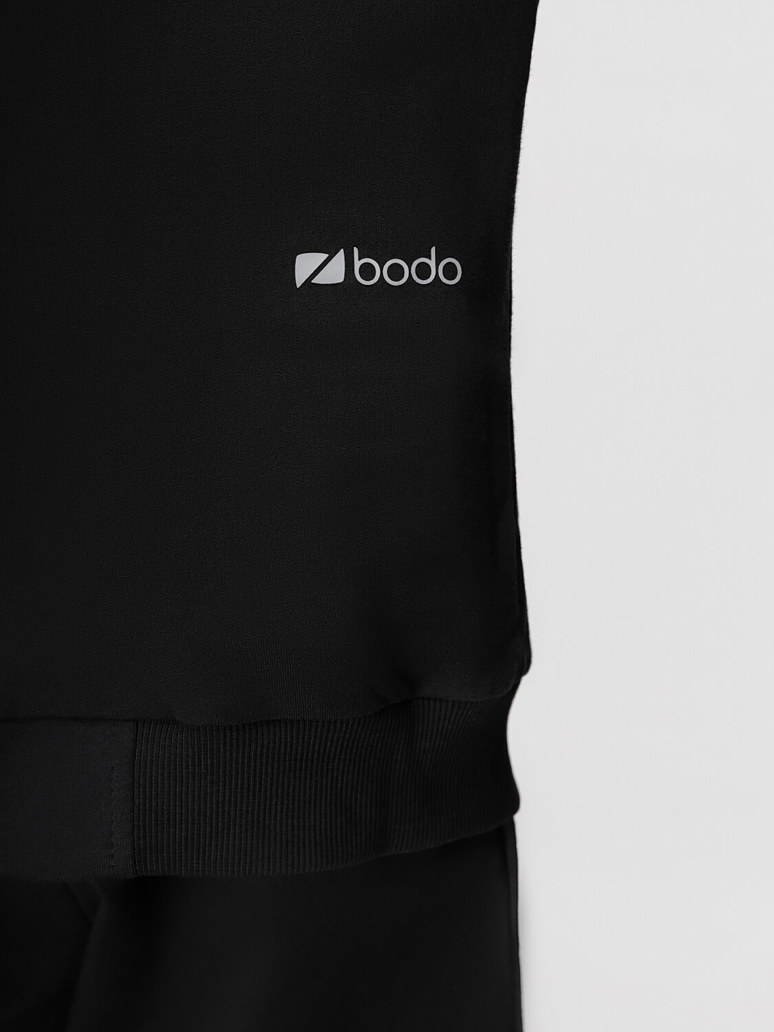 Bodo Костюм 575379 11-656MU черный