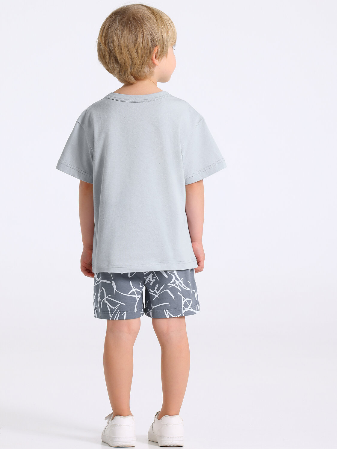 Апрель Комплект 575456 2ПФШ5773804н светло-серый+белые граффити на темно-сером / Сердитый монстрик