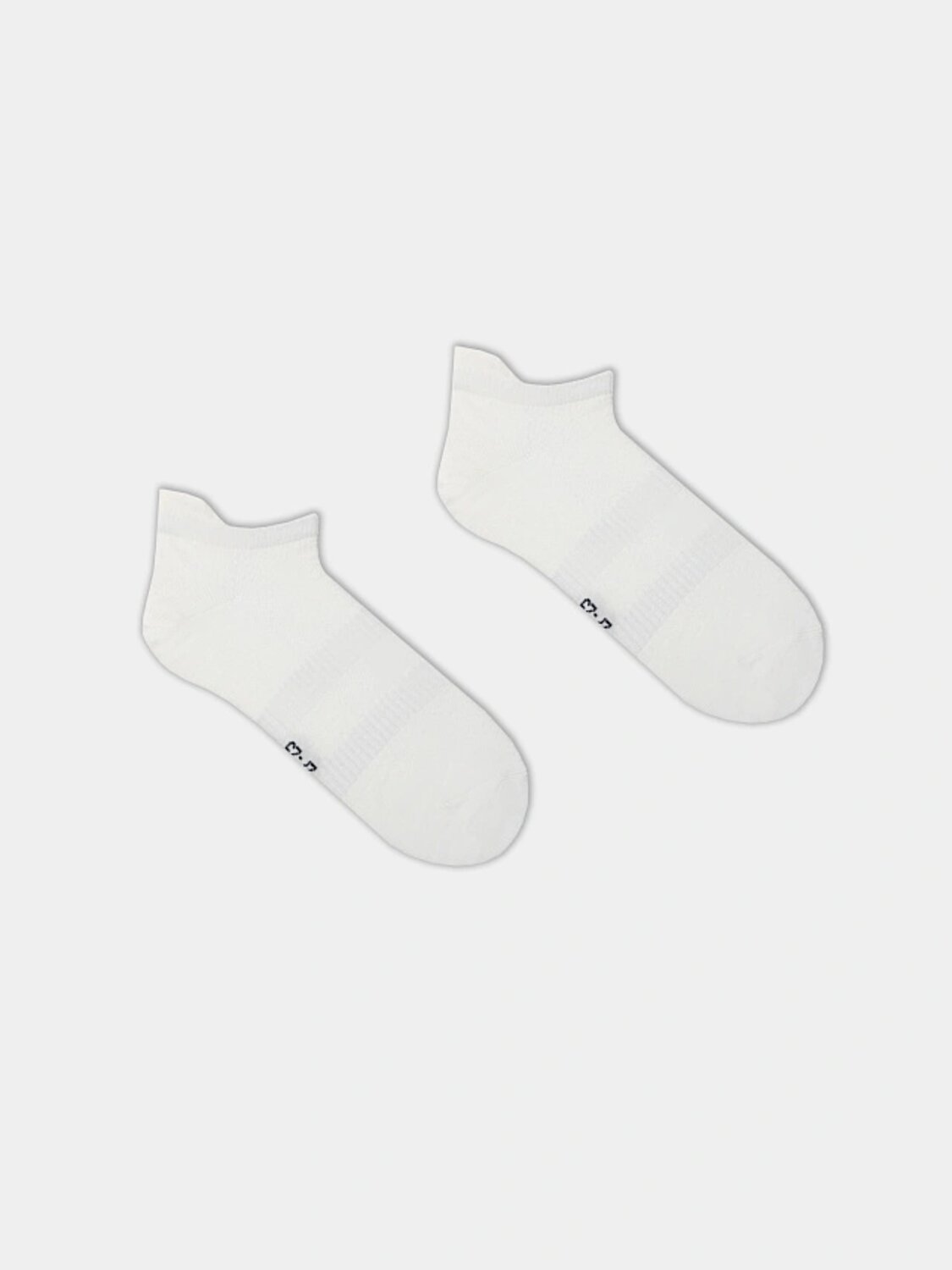 MARK FORMELLE Женские носки 575556 563U-3244 молочный