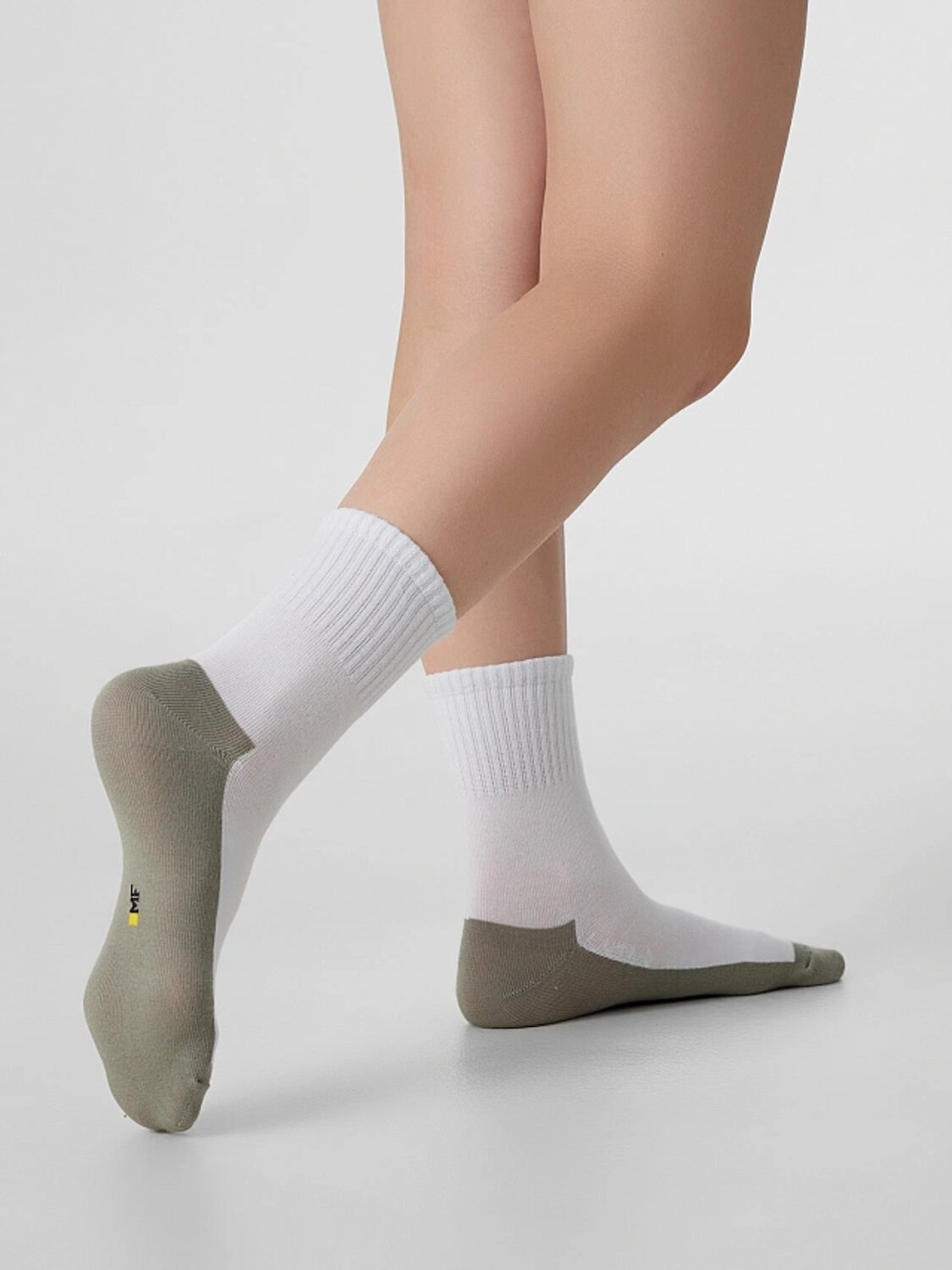 MARK FORMELLE Детские носки 575584 444K-3078 белый /оливка