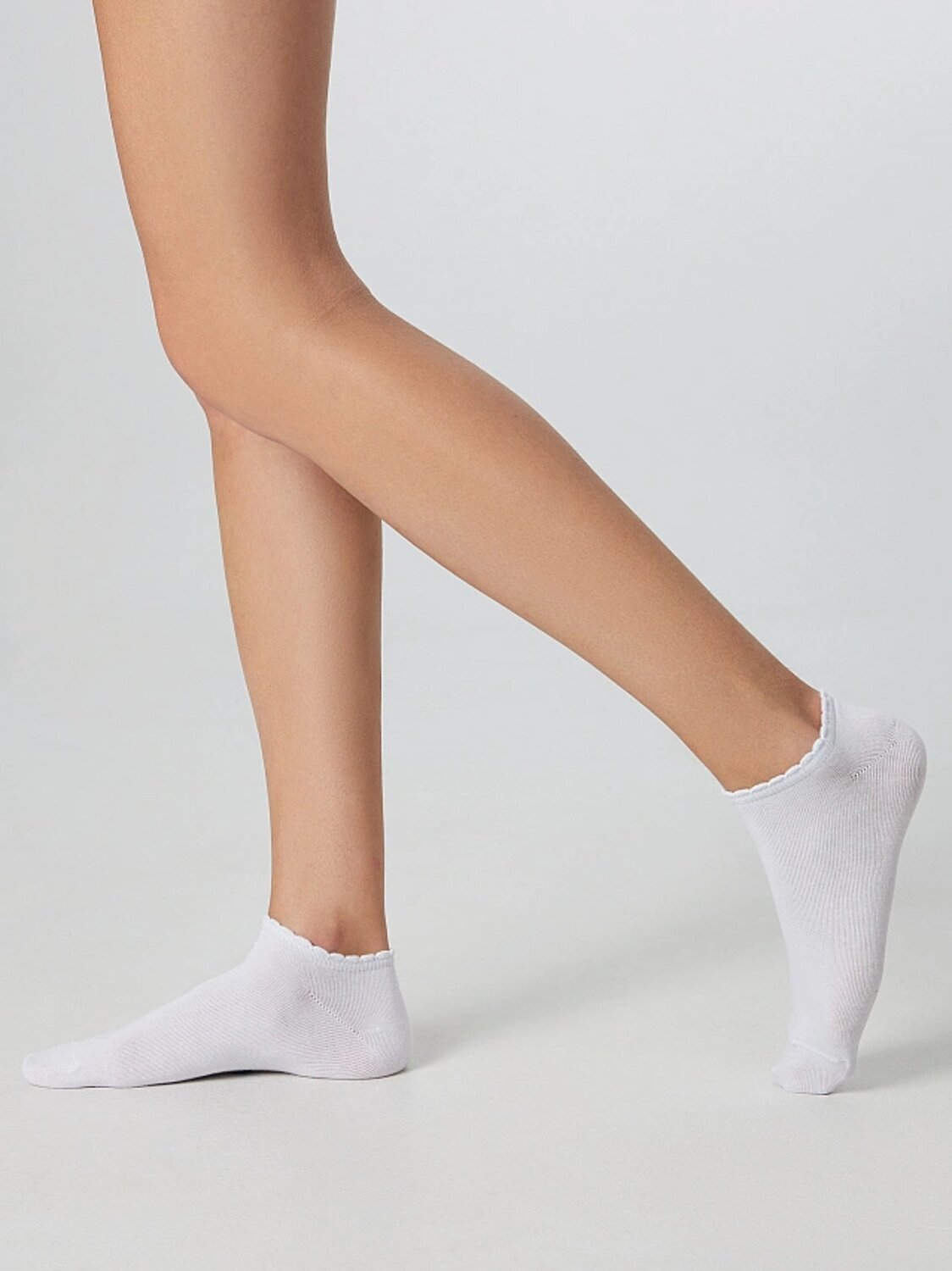MARK FORMELLE Женские носки 575691 3004K-3122 белый