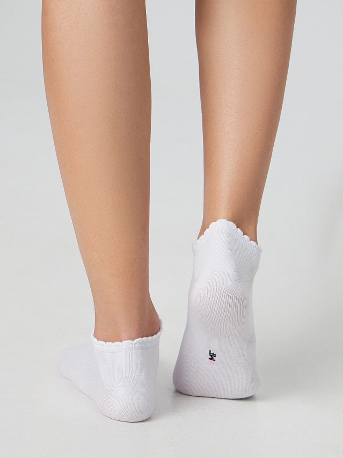 MARK FORMELLE Женские носки 575691 3004K-3122 белый