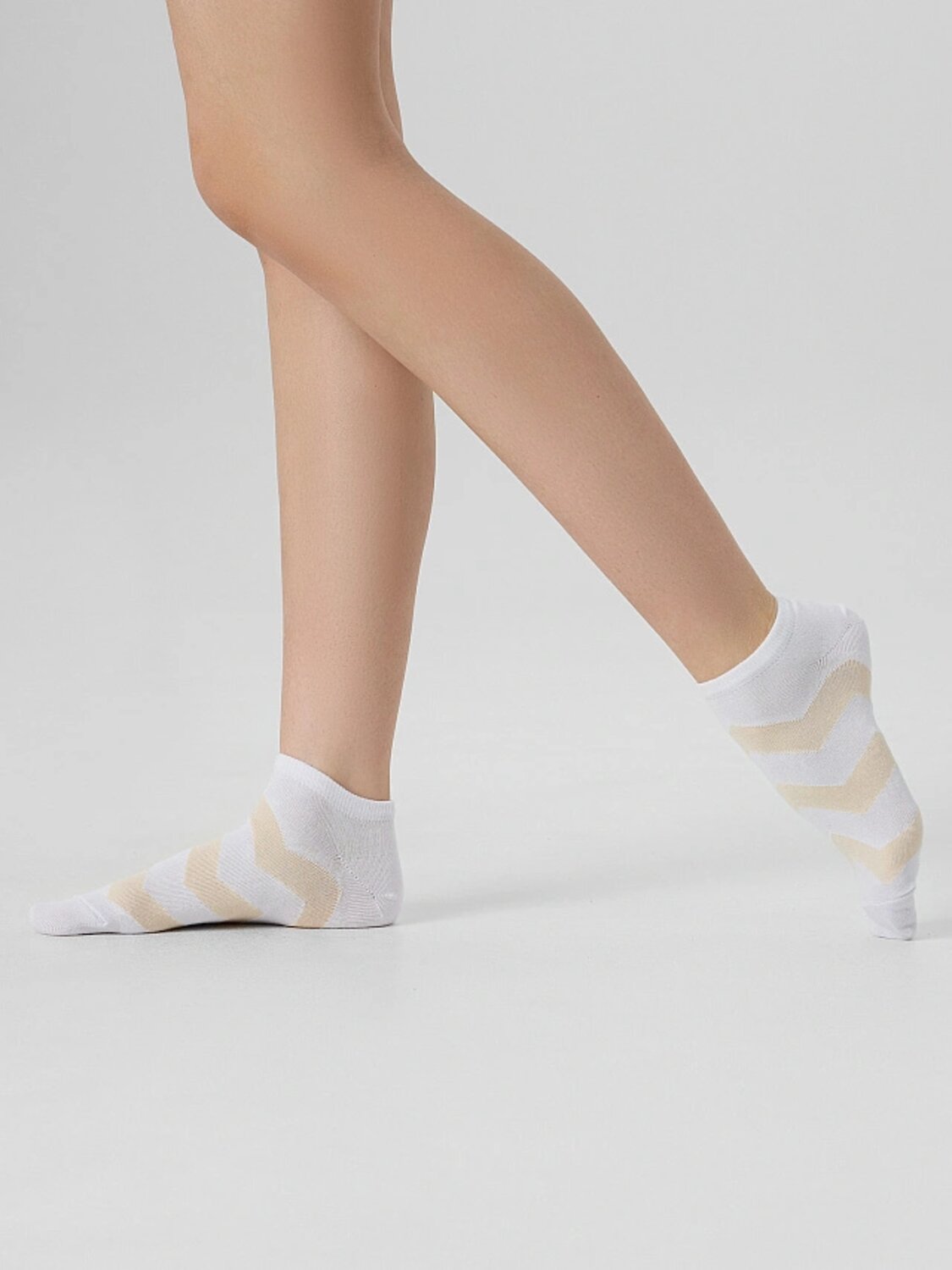 MARK FORMELLE Женские носки 575695 306K-1239 белый