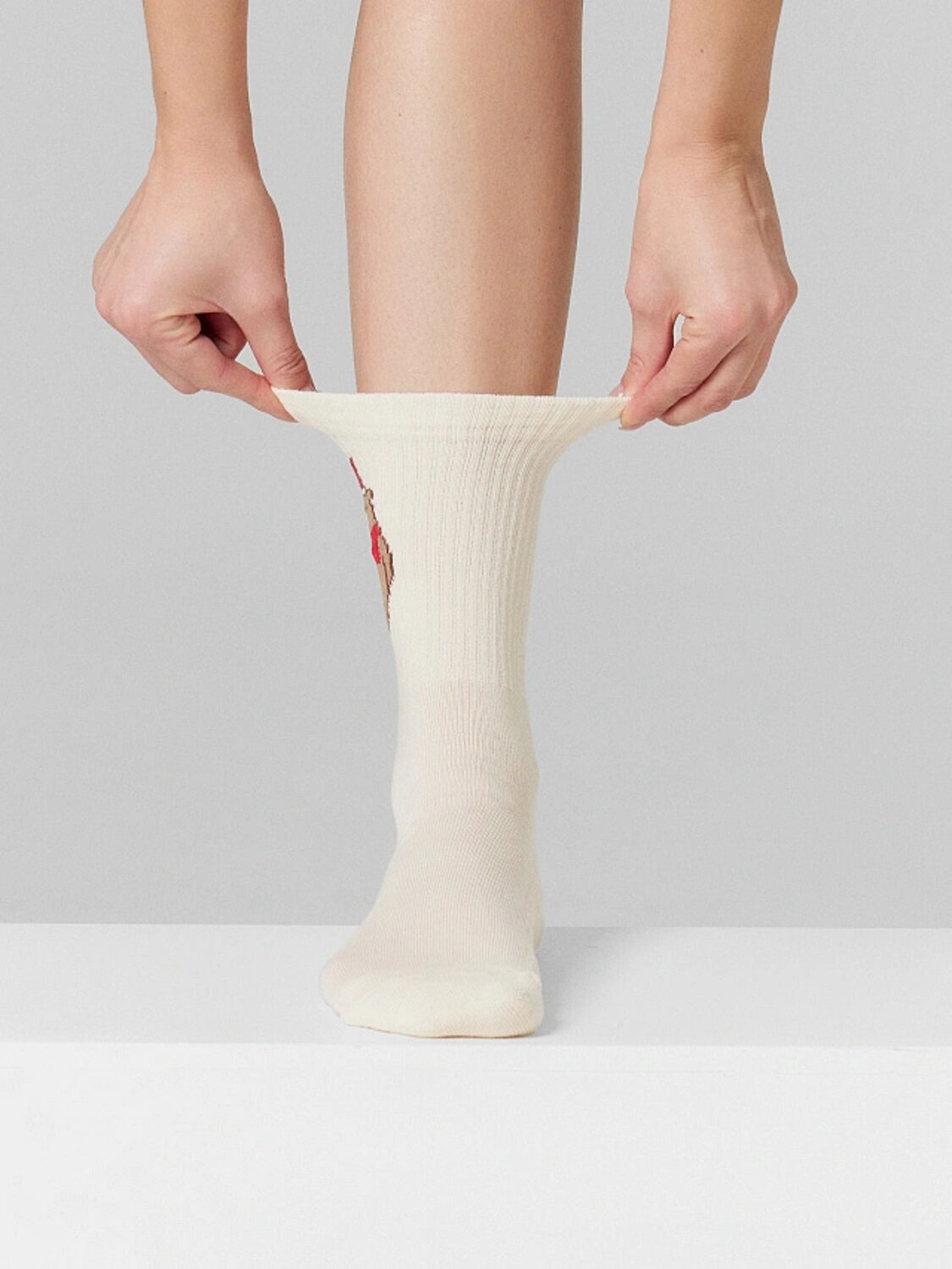 MARK FORMELLE Женские носки 575711 287K-2973 молочный