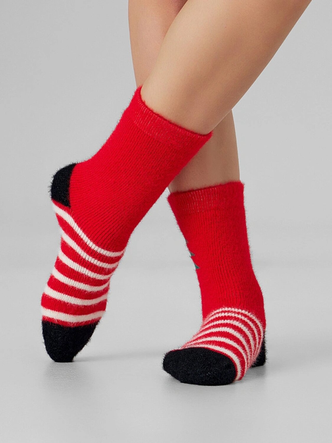 MARK FORMELLE Женские носки 575719 389K-3435 красный