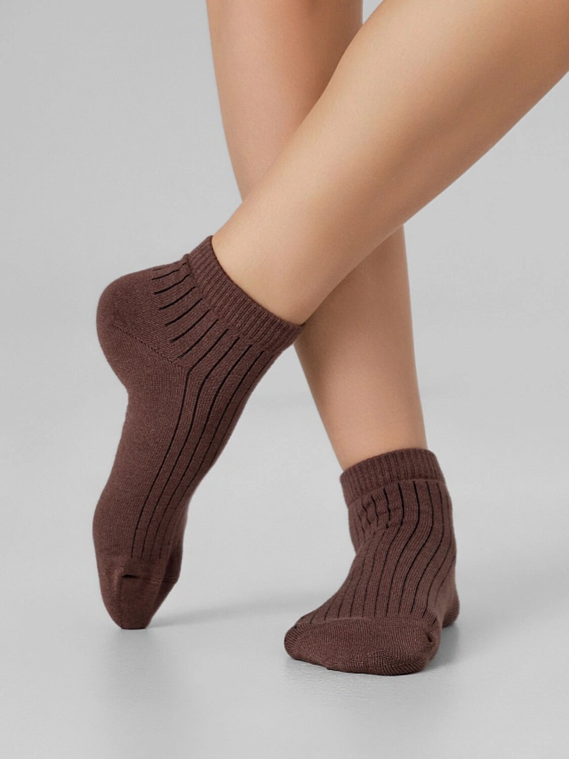 MARK FORMELLE Женские носки 575732 398K-3368 шоколадный