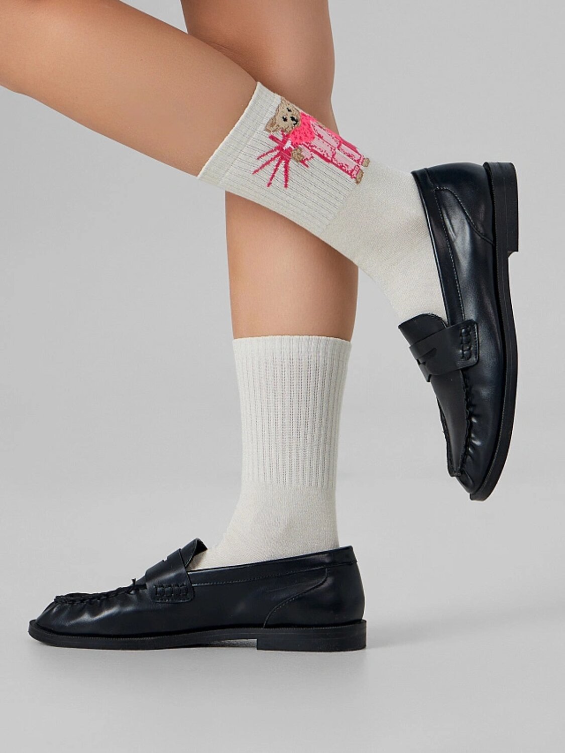 MARK FORMELLE Женские носки 575919 217A-3426 молочный /я.красный /капучино/