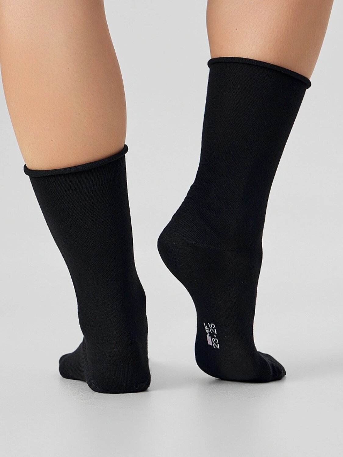 MARK FORMELLE Женские носки 575928 245A-1303 черный