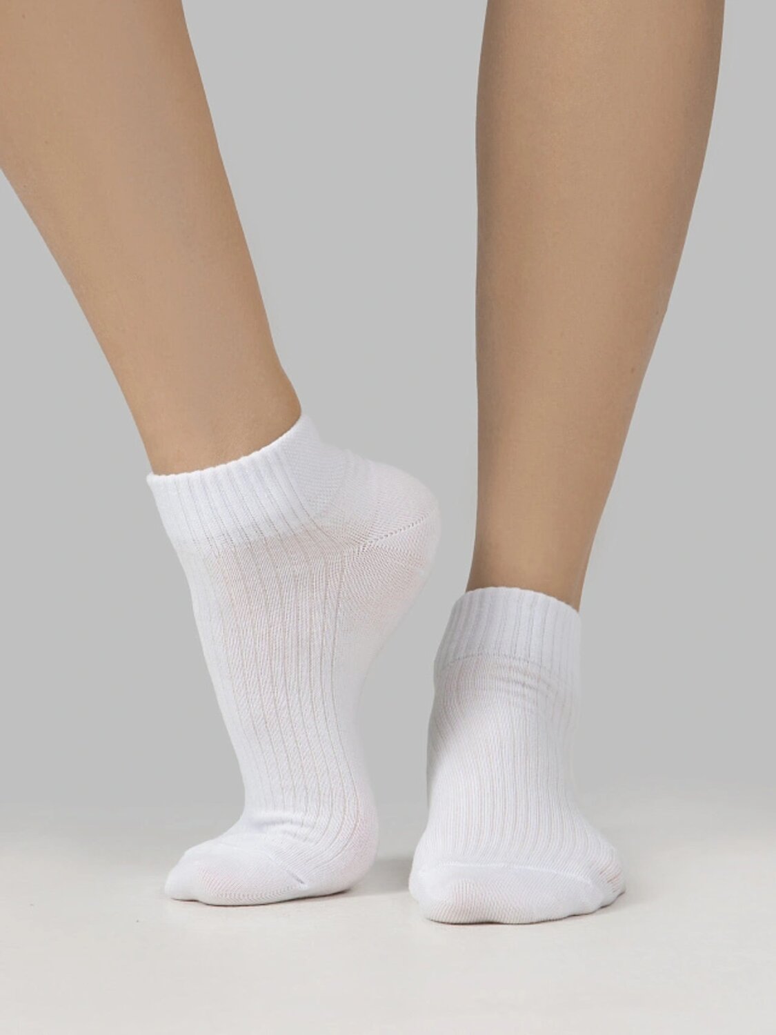MARK FORMELLE Женские носки 575929 366A-1516 белый