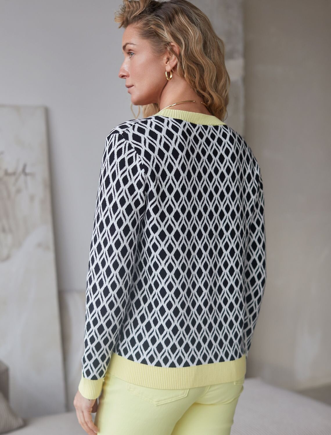 VILATTE Кардиган 576093 D31.152 белый-черный