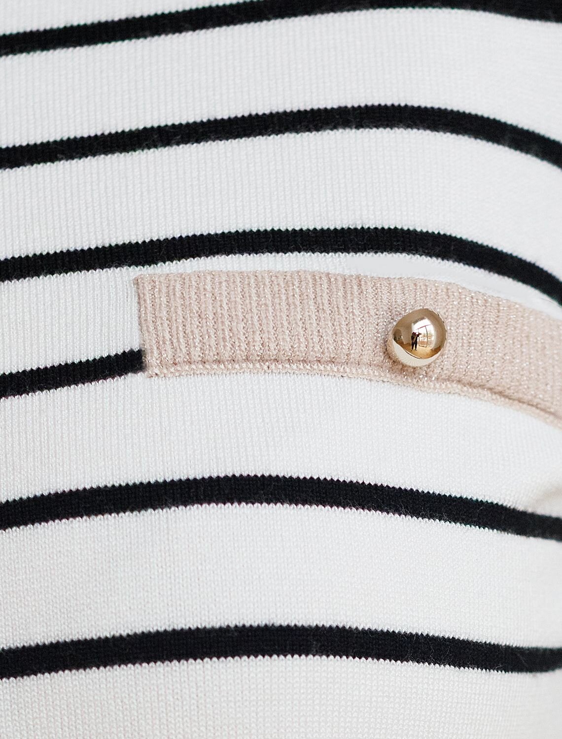 VILATTE Джемпер 576099 D39.386 белый