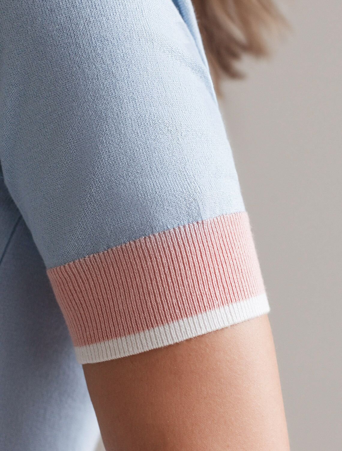 VILATTE Джемпер 576104 D39.387 светло-голубой