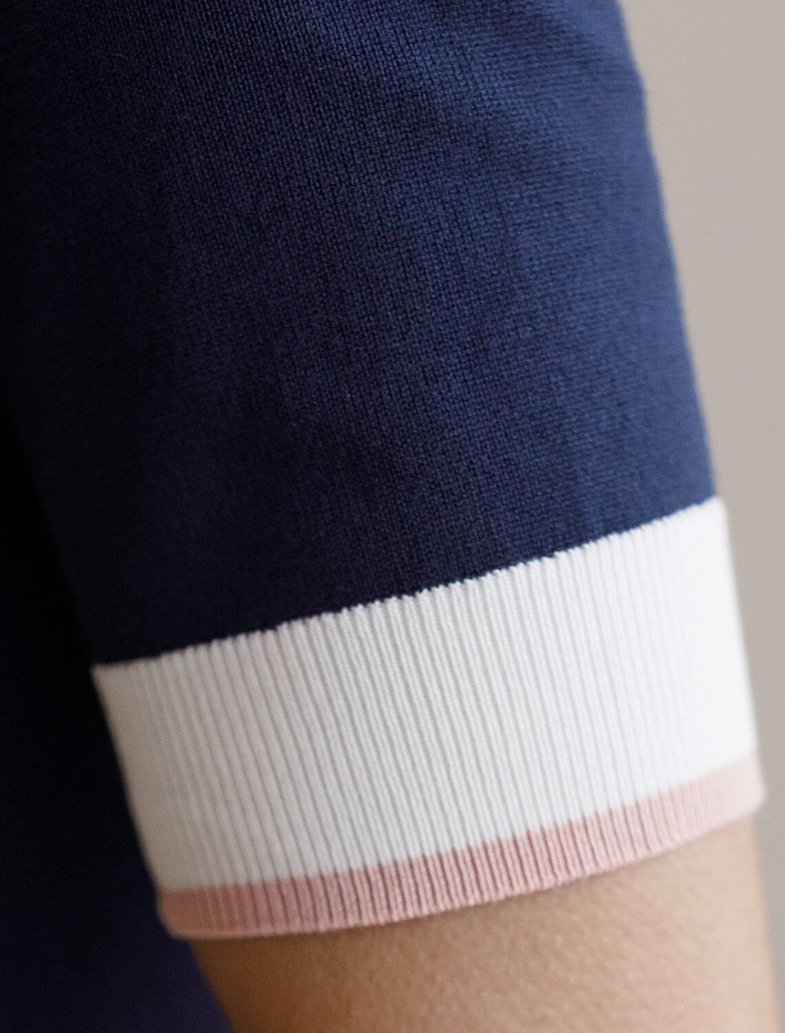 VILATTE Джемпер 576107 D39.387 темно-синий