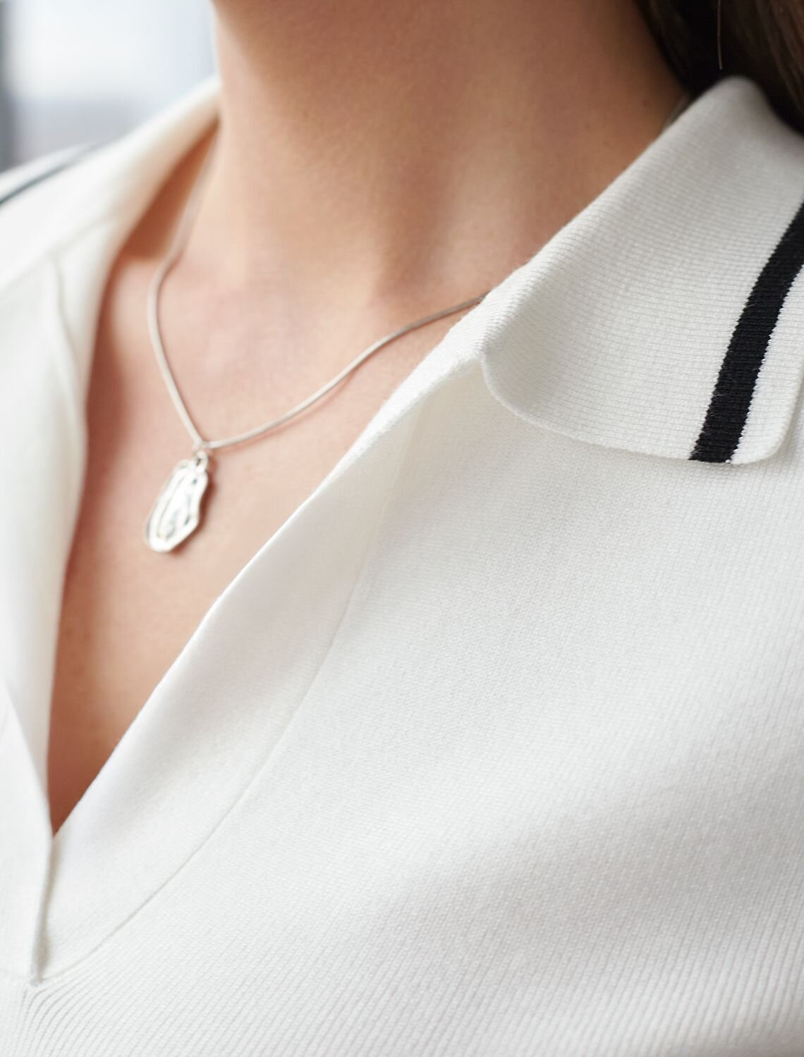 VILATTE Джемпер 576114 D39.389 белый