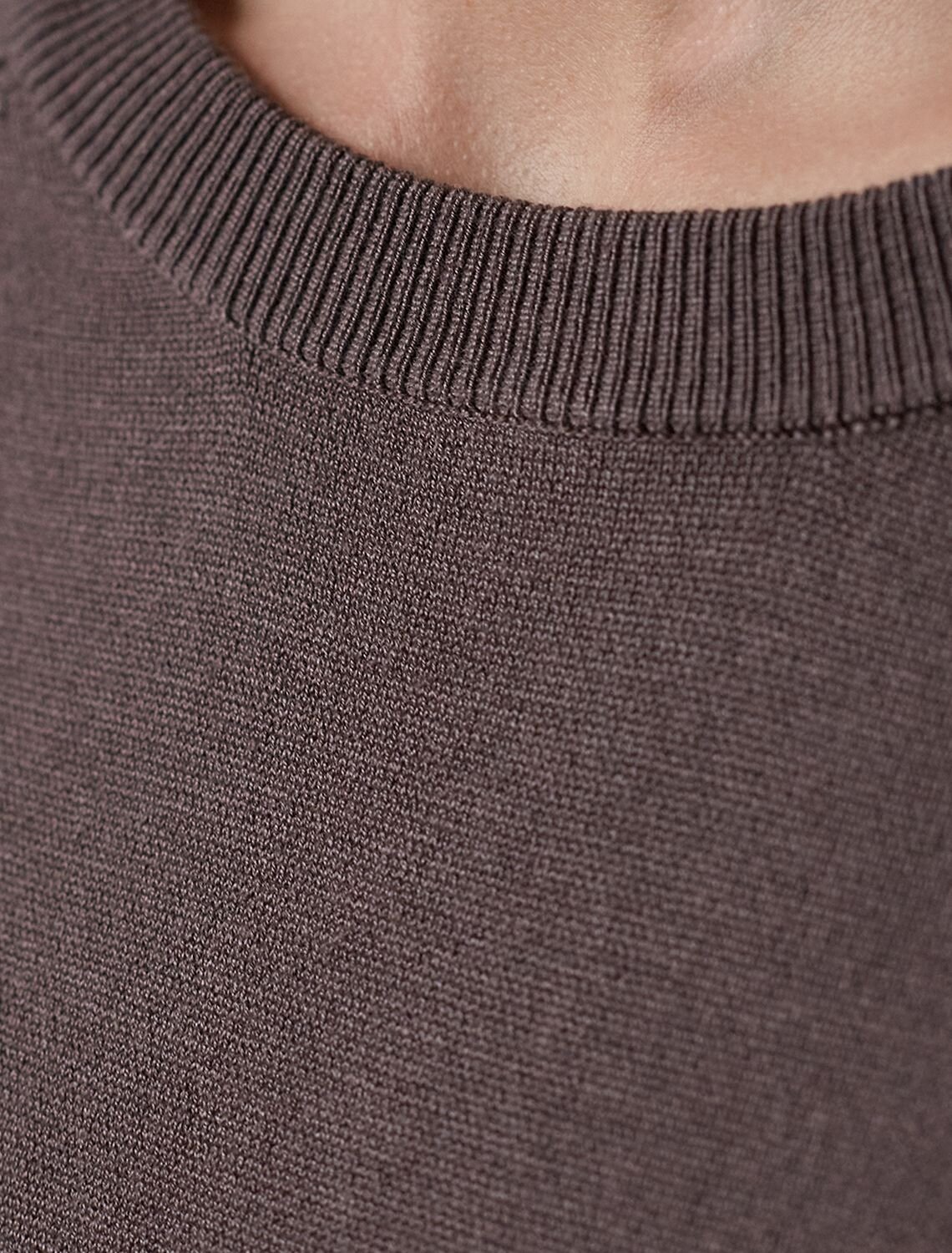 VILATTE Джемпер 576123 D39.403 кофейный