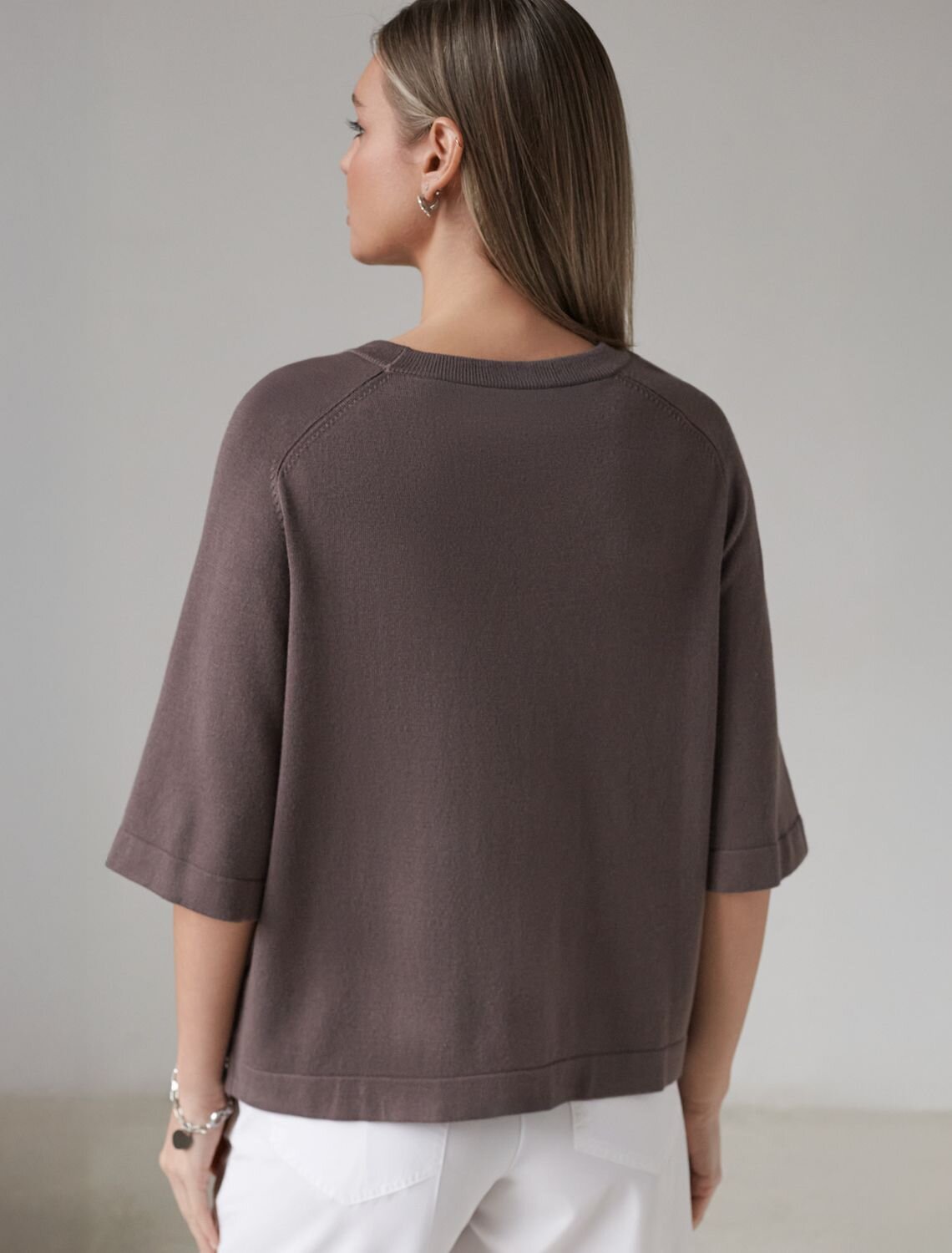 VILATTE Джемпер 576123 D39.403 кофейный