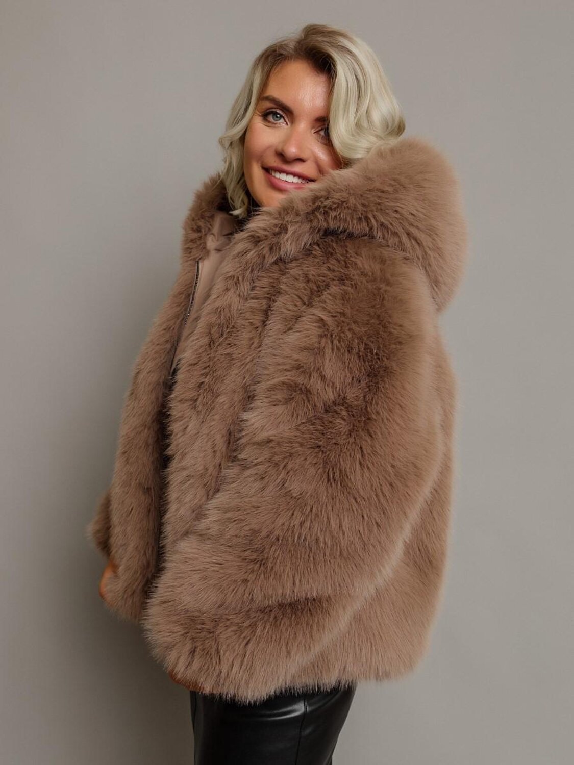 BATIK Шуба 576418 283-25о-2 Капучино