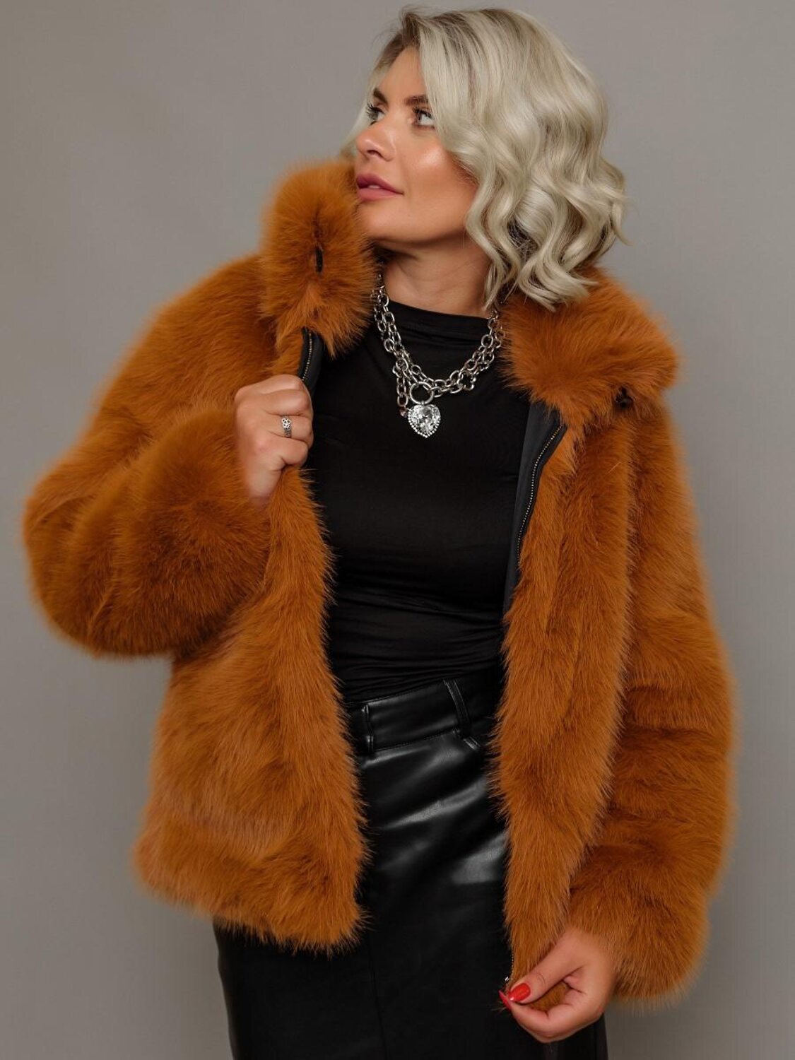 BATIK Шуба 576419 810-24о-4 Темная охра